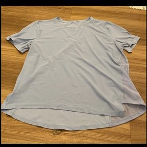 Lululemon workout tee